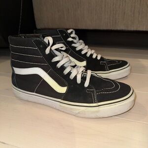 Vans size 9.5 women’s barely worn